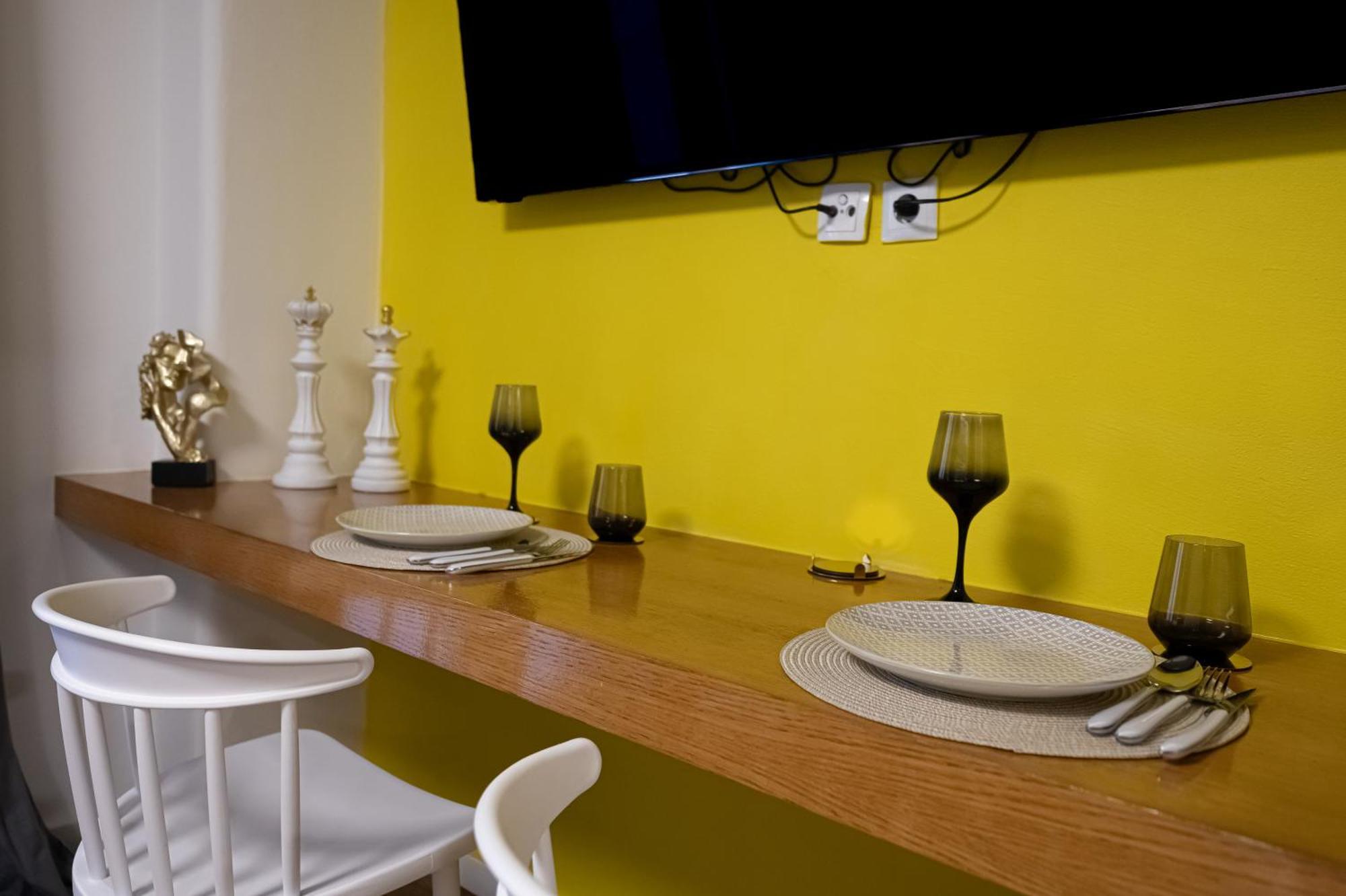 Koukaki Studio Close To Acropolis 100Mbps Athens Luaran gambar