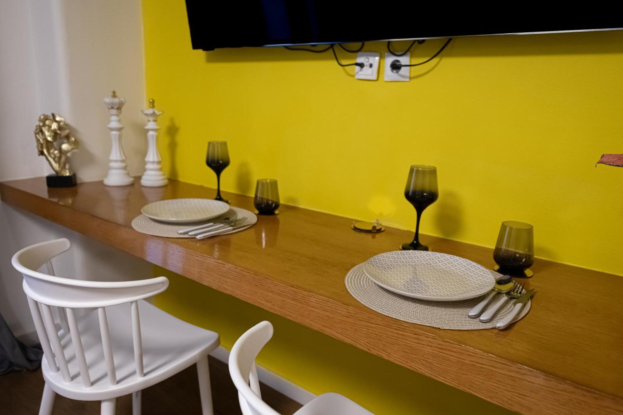 Koukaki Studio Close To Acropolis 100Mbps Athens Luaran gambar