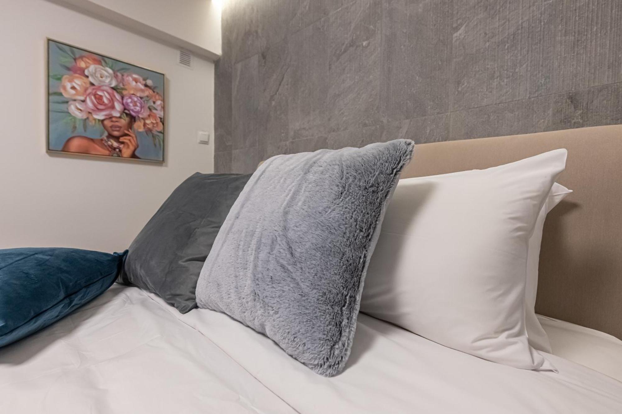 Koukaki Studio Close To Acropolis 100Mbps Athens Luaran gambar